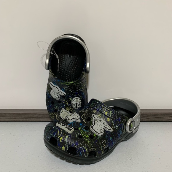 CROCS x Star Wars The Mandalorian The Child Clogs-Size c9 NWT - Picture 7 of 14